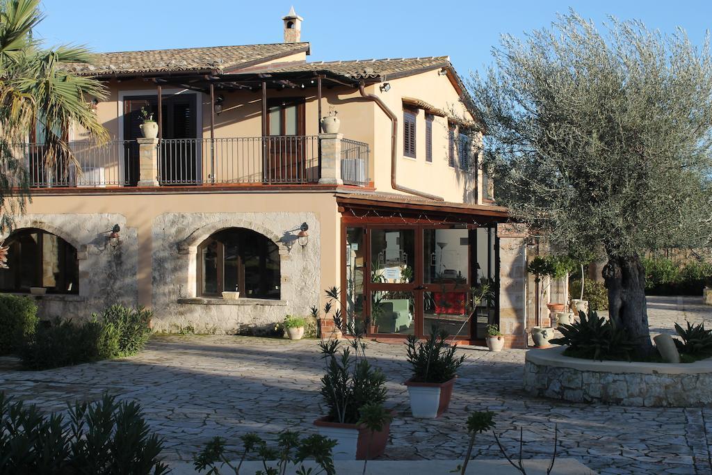 B&B Casale Siciliano Di Miryam Tiralongo Avola Extérieur photo