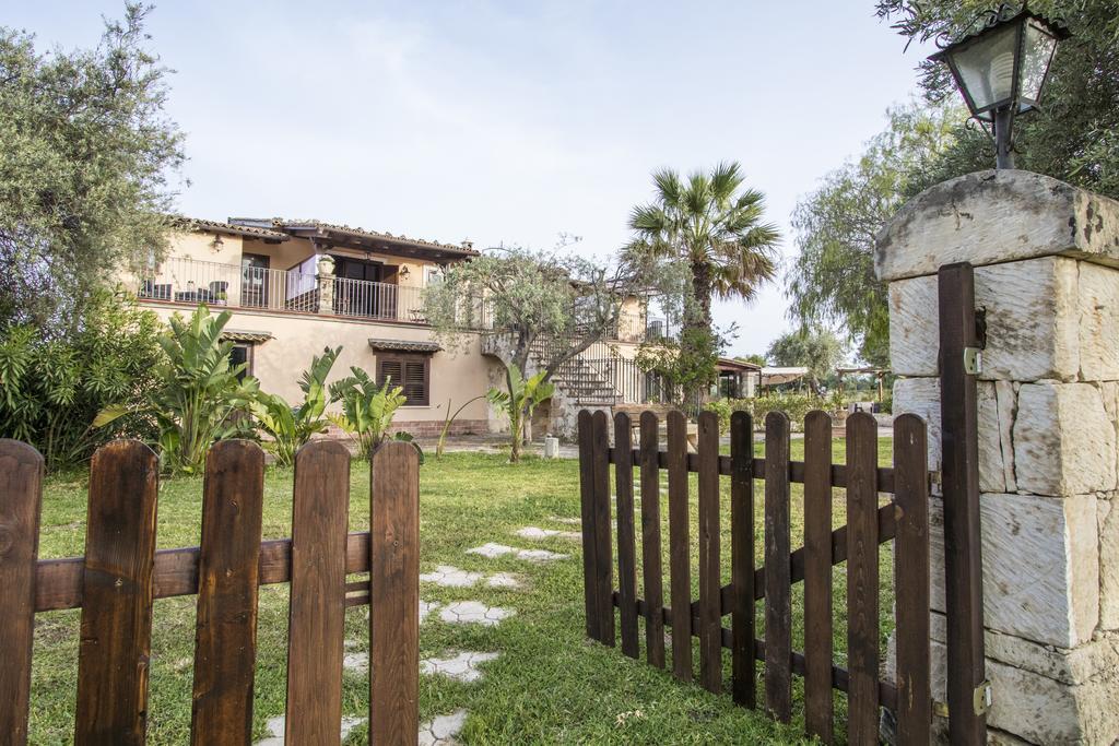 B&B Casale Siciliano Di Miryam Tiralongo Avola Extérieur photo