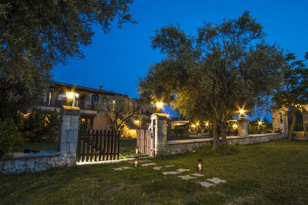 B&B Casale Siciliano Di Miryam Tiralongo Avola Extérieur photo