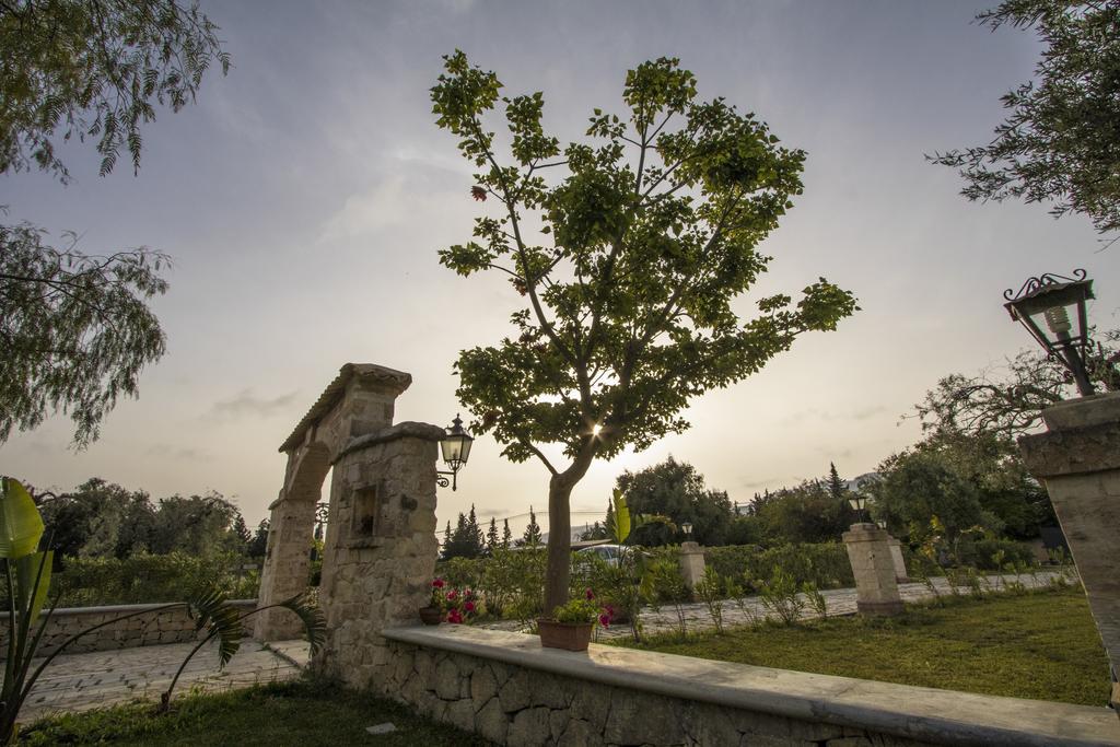 B&B Casale Siciliano Di Miryam Tiralongo Avola Extérieur photo